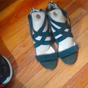 Women's wedge sandals